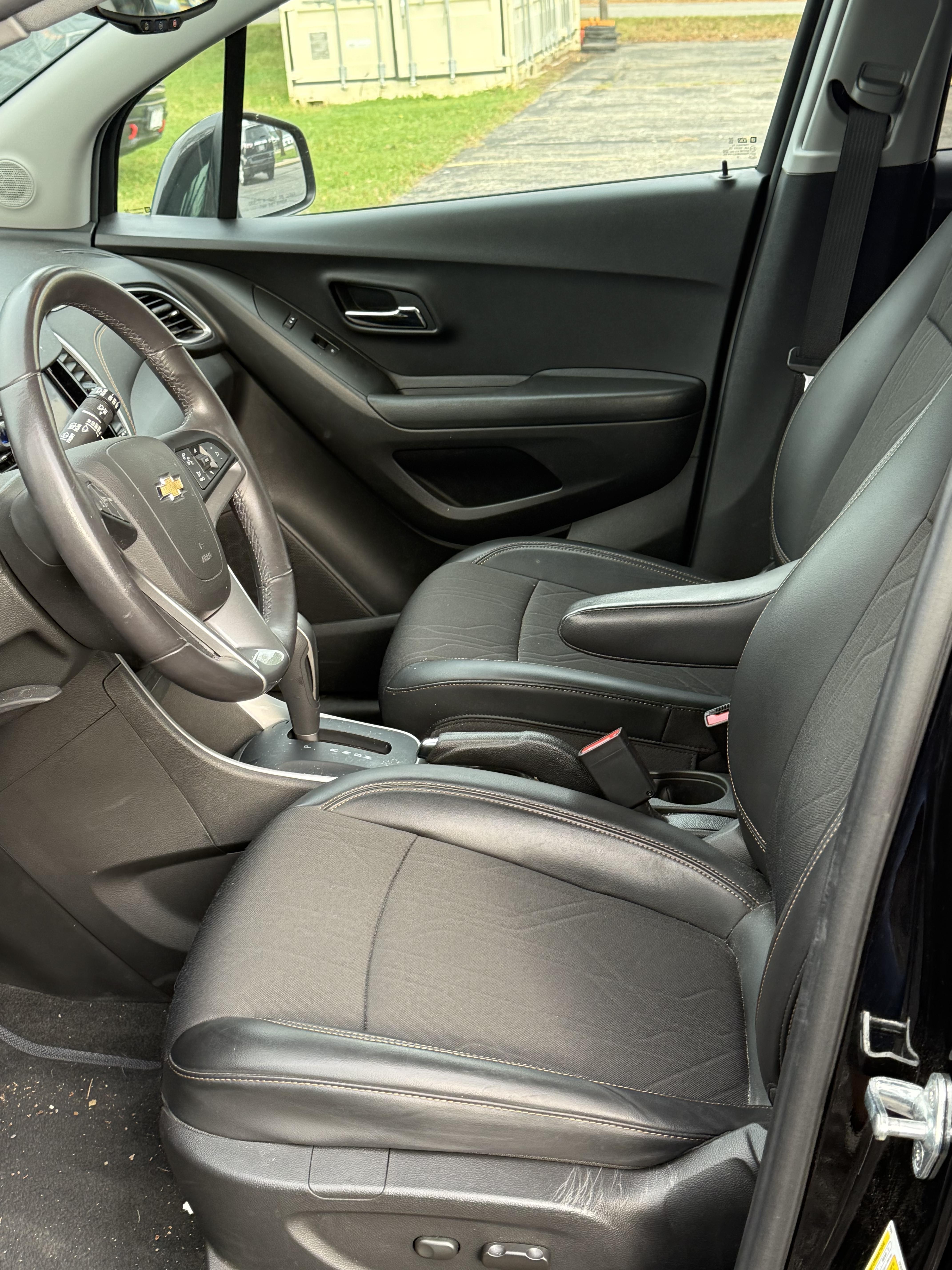 front seat area of 2022 Chevy Trax for sale